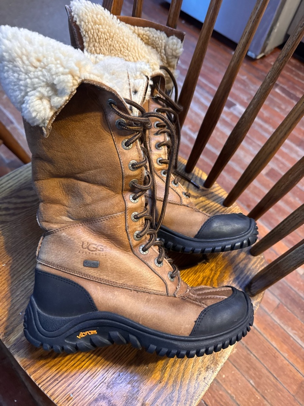 UGG Adirondack Tall Leather Boots size 6